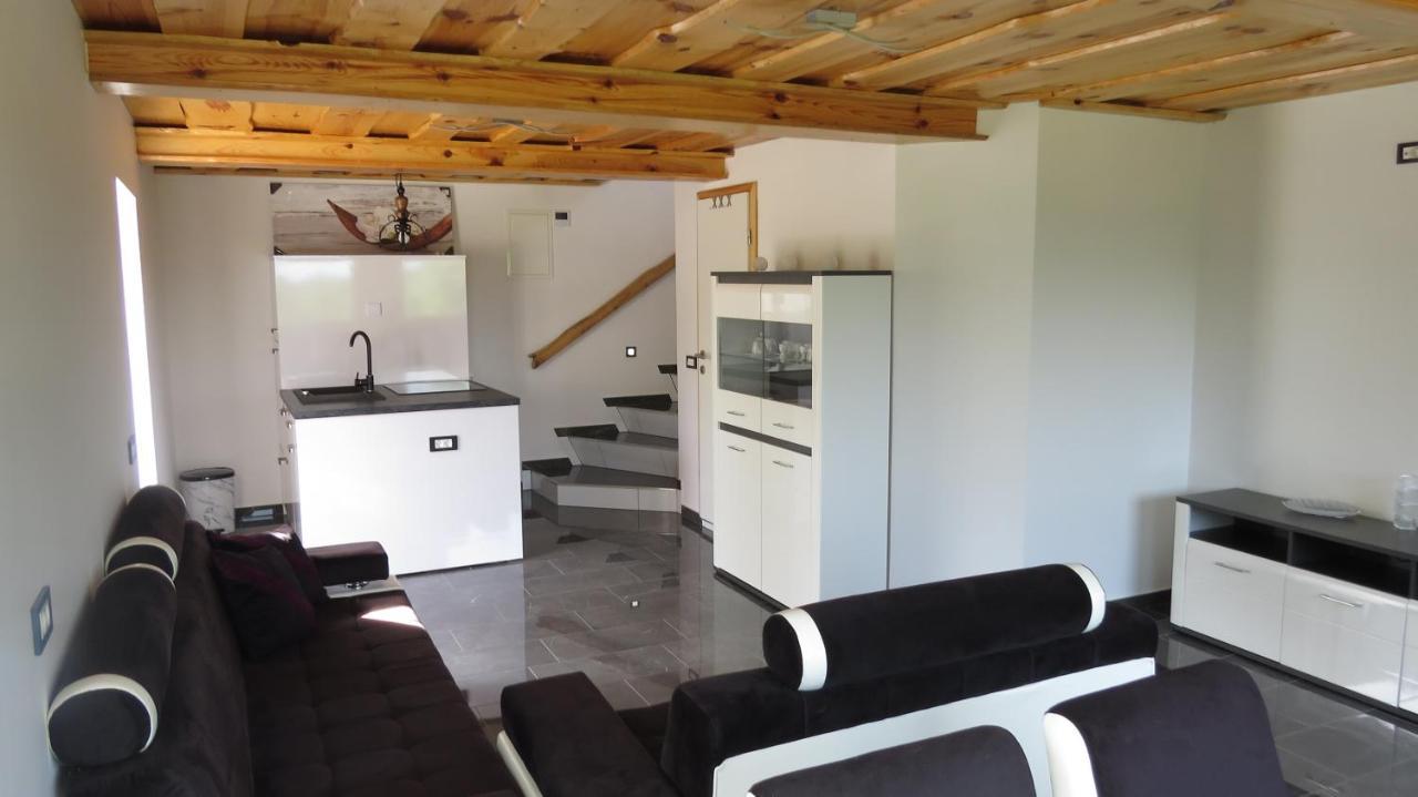 Grajsko Villa เมทลิกา ภายนอก รูปภาพ