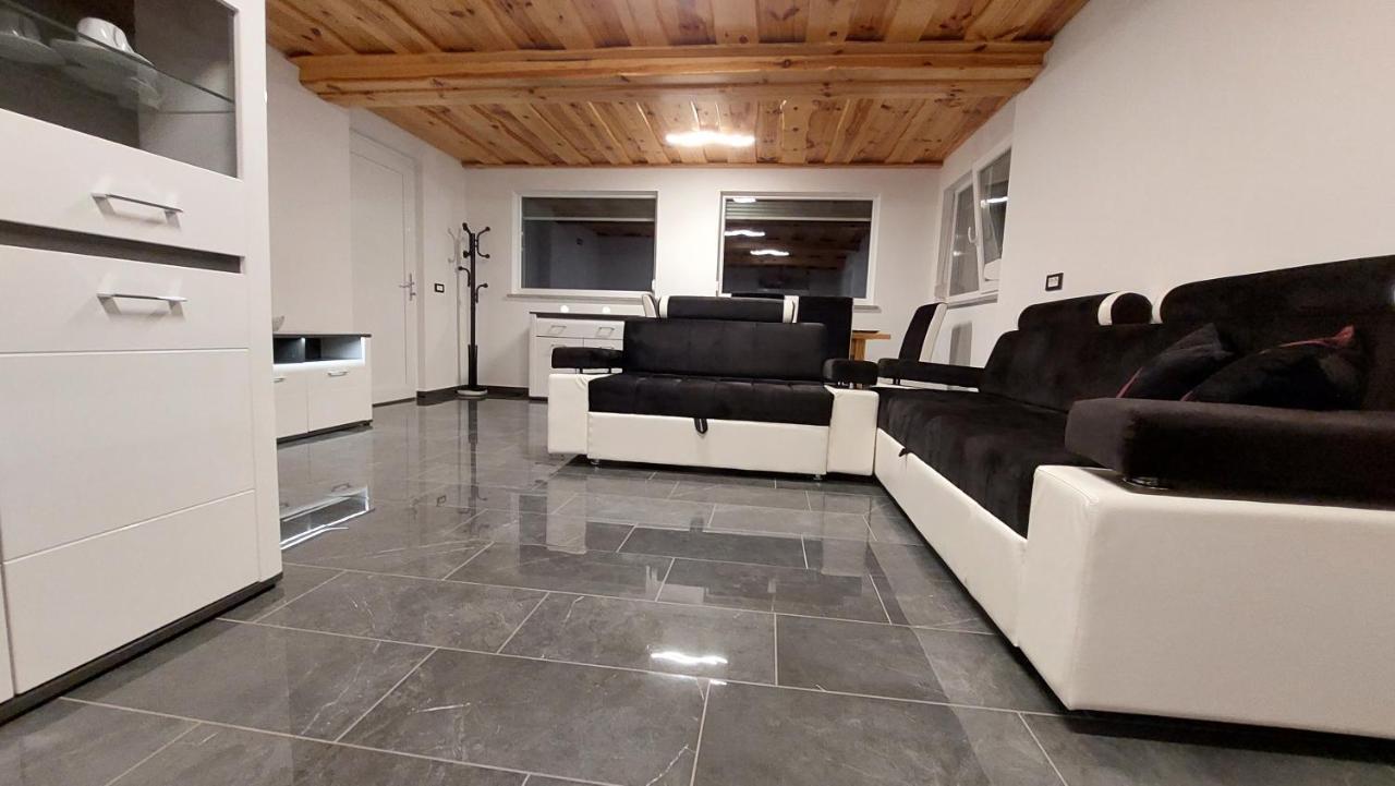 Grajsko Villa เมทลิกา ภายนอก รูปภาพ
